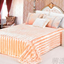 豪華暖意，金貂絨毛毯，極致舒適享受